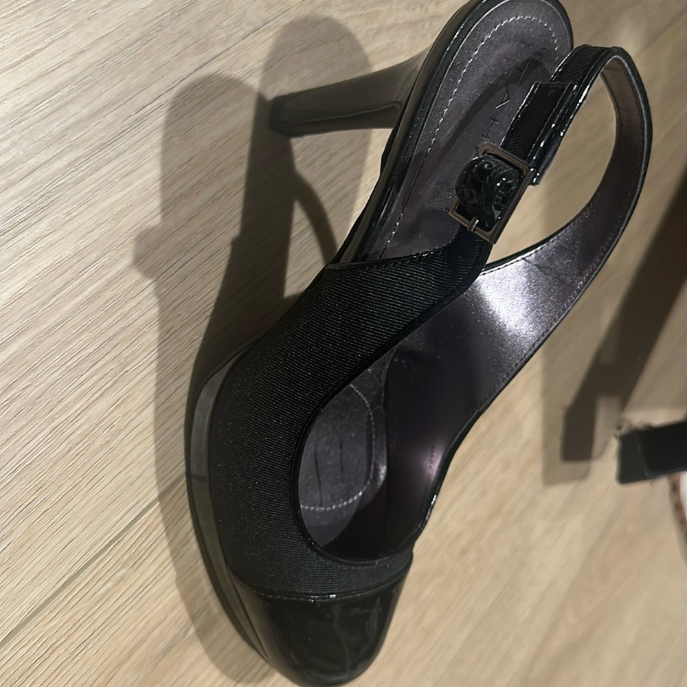 Tahari paten leather toe heels 2 1/2 inch heel with strap. Worn once